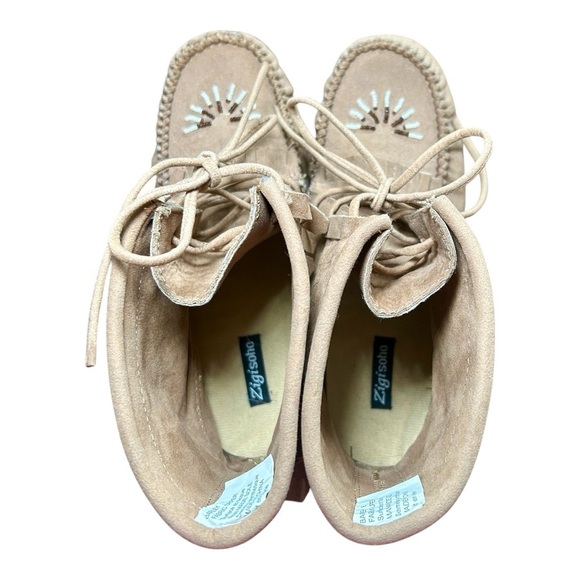 Zigi soho Boots/Moccasins, Tan/Brown, Like New Condition - Picture 5 of 8